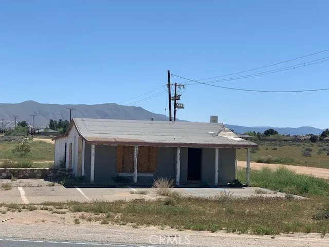 23323 Us Highway 18, Apple Valley, California 92307