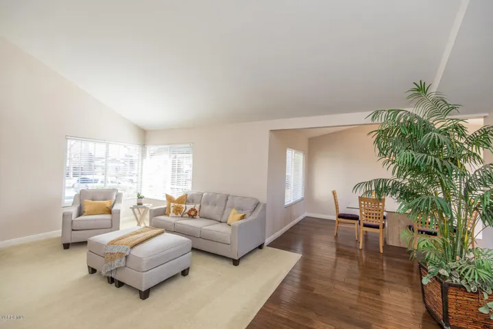 4449 Clearcreek Ct Moorpark CA-large-006