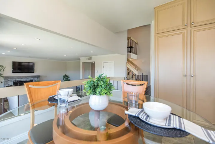 4449 Clearcreek Ct Moorpark CA-large-021