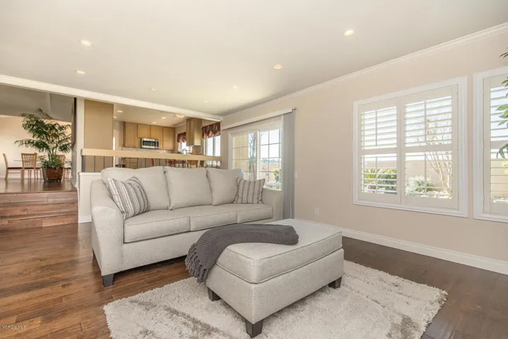 4449 Clearcreek Ct Moorpark CA-large-012