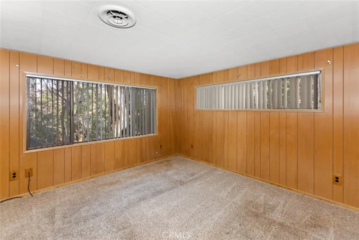 24862 Felsen Drive, Crestline, California 92325