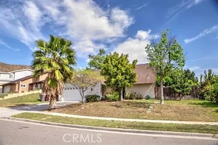 1560 Del Norte Drive, Corona, California 92879