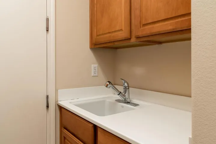 Laundry Room 2
