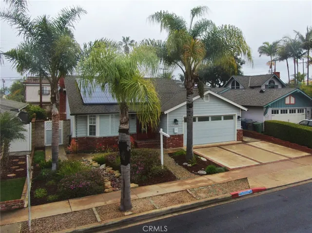 521 Riviera Drive, Seal Beach, California 90740