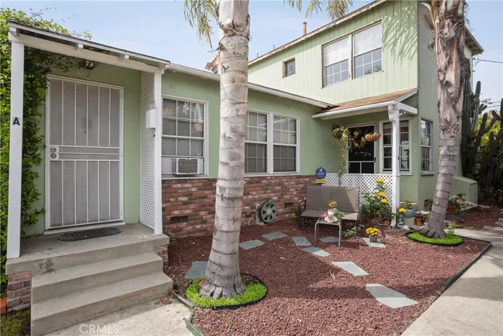5813 E 2nd Street, Long Beach, California 90803