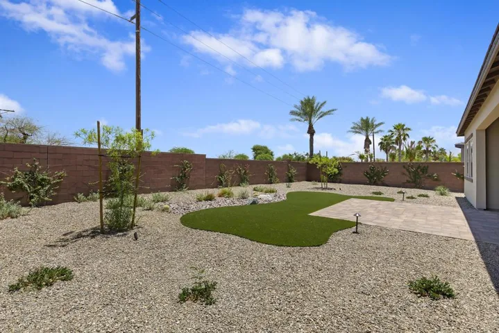 030_Backyard