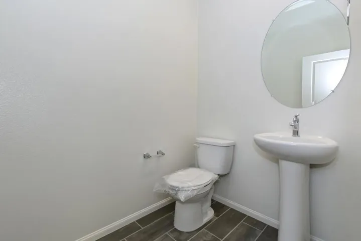 018_Powder Room