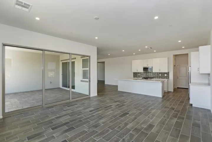 012_Living Room