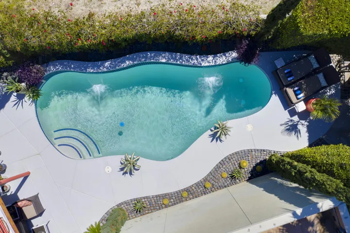Overhead Pool