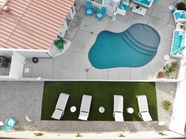 pool aerial view 2