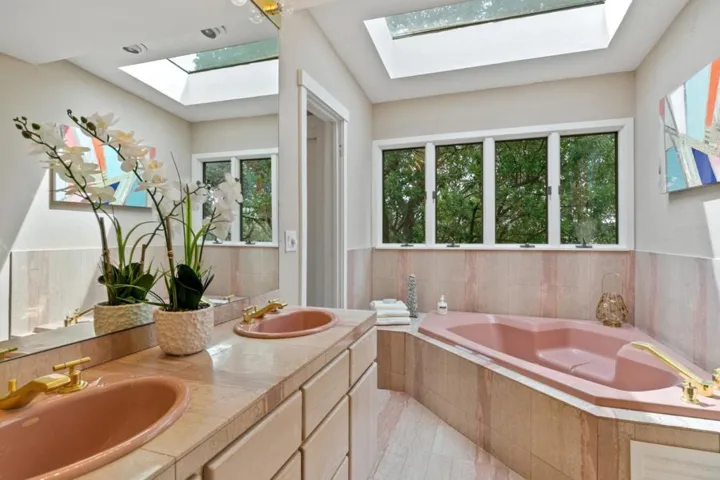 30 Knollcrest Road, Hillsborough, California 94010