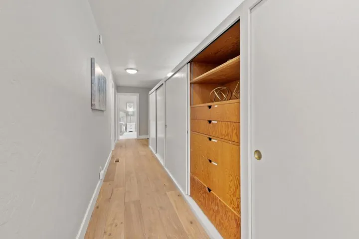 30 Knollcrest Road, Hillsborough, California 94010
