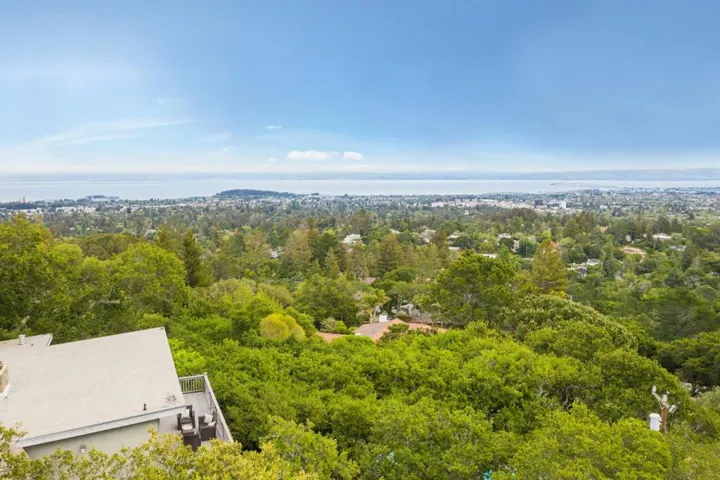 30 Knollcrest Road, Hillsborough, California 94010