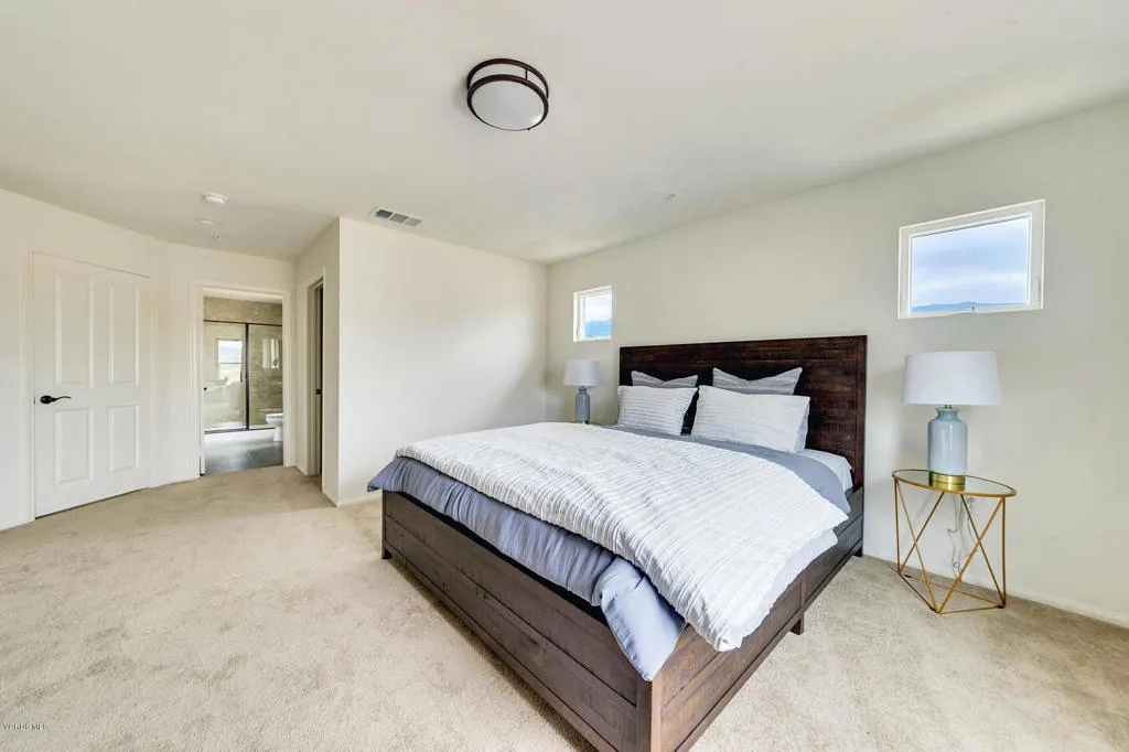 3961 Savannah Lane, Piru, California 93040 home-pic-2