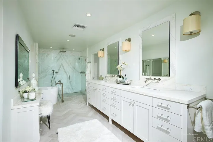 5961 San Elijo, Rancho Santa Fe, California 92067