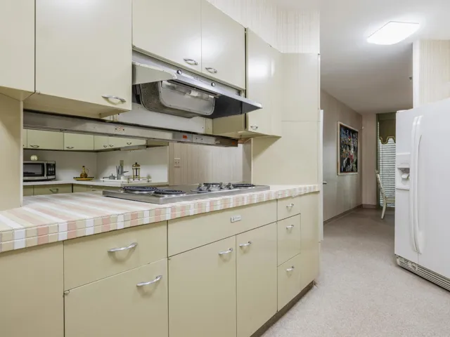 Kitchen 2