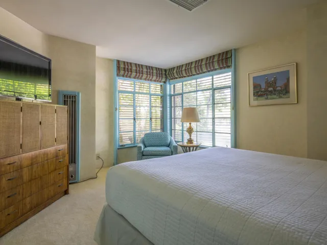 Room 4