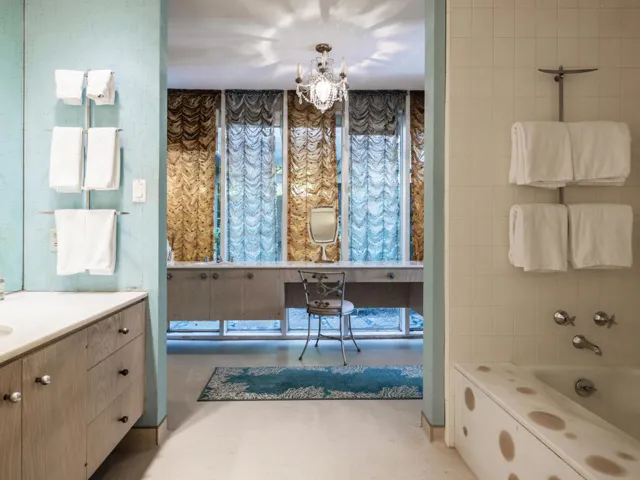 Master Bath 3