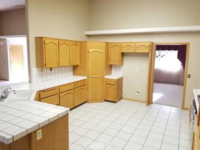 12875 Quail Summit Road, Apple Valley, California 92308
