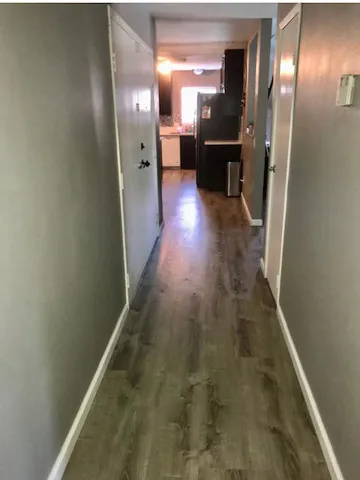 hall to kitchen
