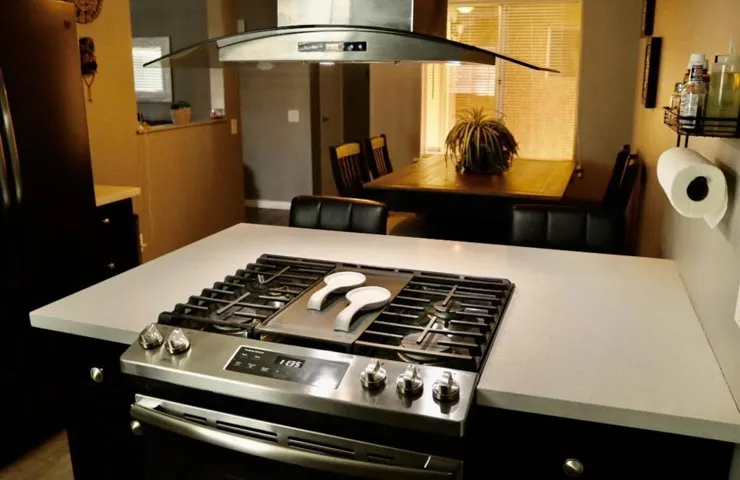 stove to dinning room