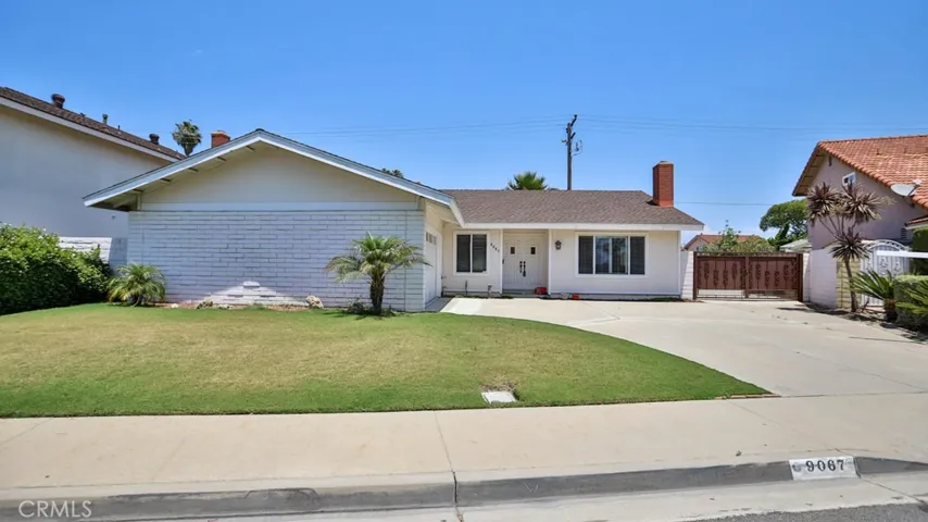9067 Maza Circle, Fountain Valley, California 92708