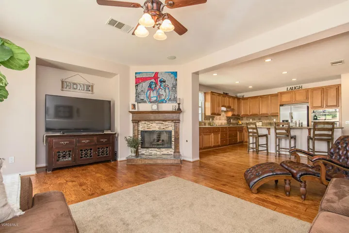 14072 Eaton Hollow Ave-large-013-010-Eat