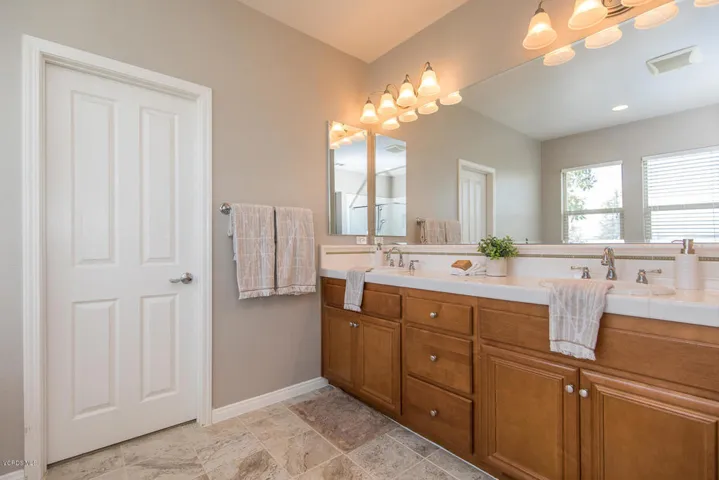 14072 Eaton Hollow Ave-large-027-026-Eat