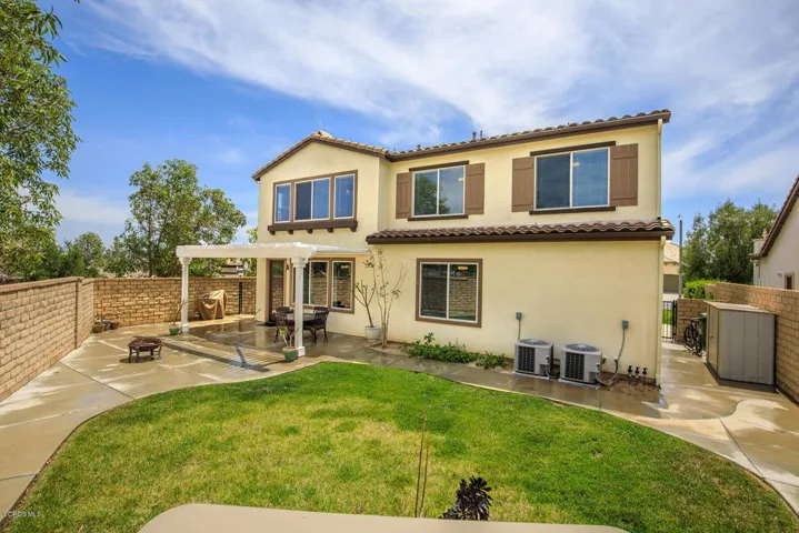 14072 Eaton Hollow Ave-large-038-028-Eat