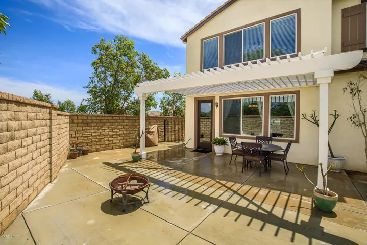 14072 Eaton Hollow Ave-large-034-038-Eat