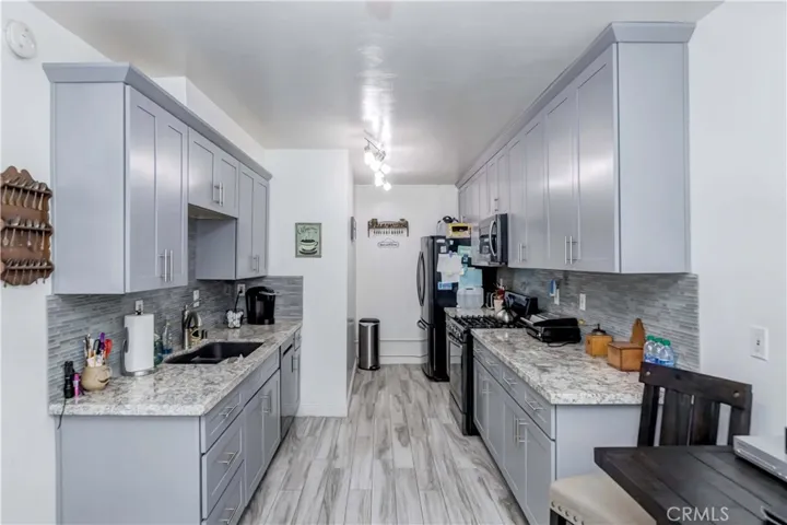 601 W Valley View Drive, Fullerton, California 92835