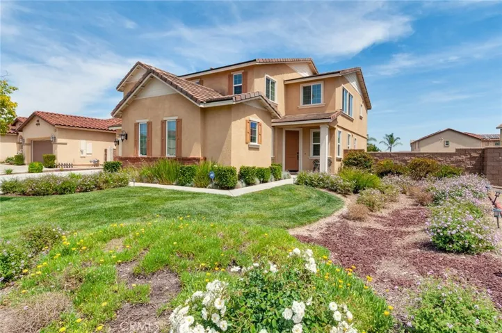 8734 Bald Eagle Drive, Eastvale, California 92880