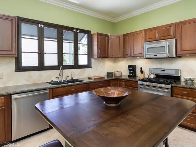 1519 Le Grande Terrace, San Pedro, California 90732