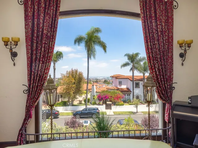 1519 Le Grande Terrace, San Pedro, California 90732