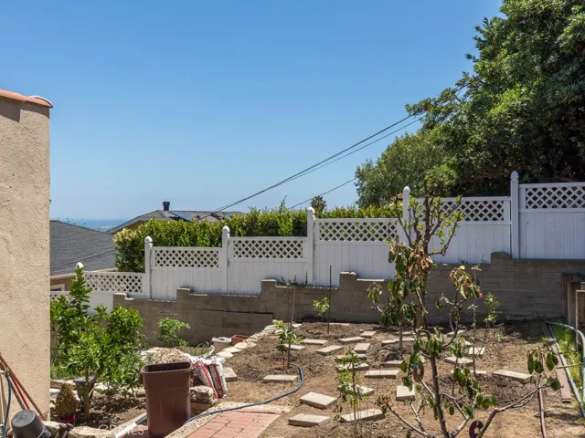 1519 Le Grande Terrace, San Pedro, California 90732