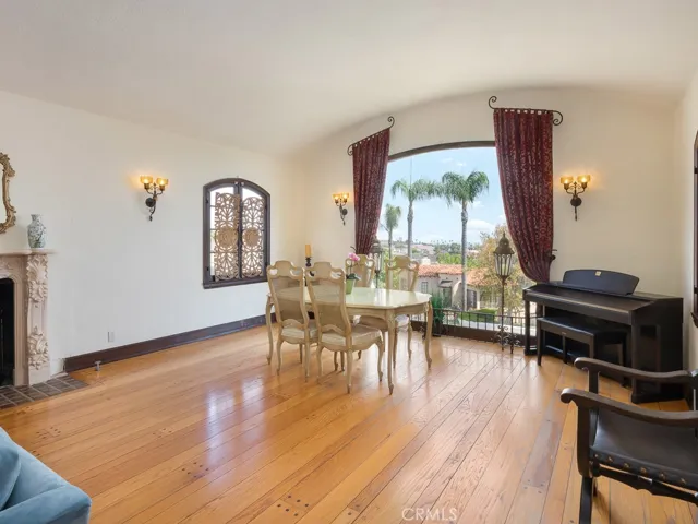 1519 Le Grande Terrace, San Pedro, California 90732