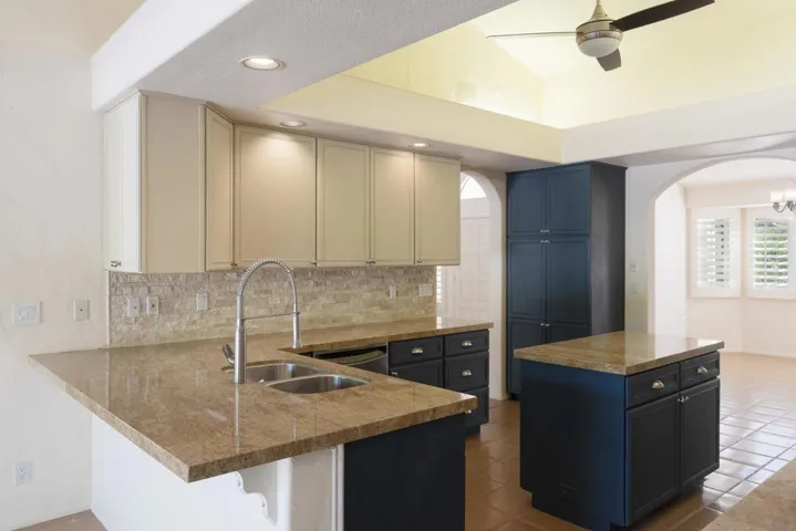 MLS 42825 Caballeros Bermuda Dunes CA-20