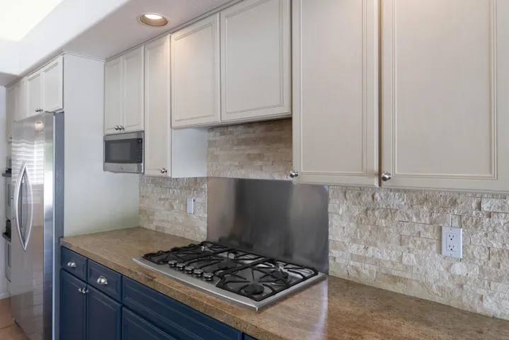 MLS 42825 Caballeros Bermuda Dunes CA-18