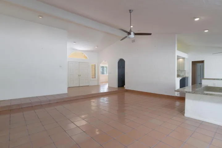MLS 42825 Caballeros Bermuda Dunes CA-10