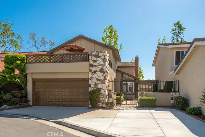Special Note: This home has EXTRA PARKING with space for up to 2 EXTRA Cars!