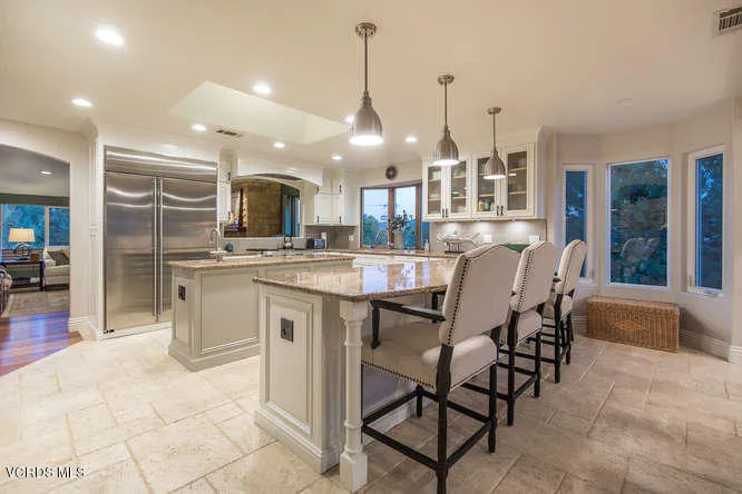 1021 Calle Las Trancas-small-019-018-Cal