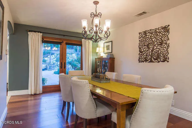 1021 Calle Las Trancas-small-015-011-Cal