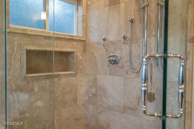 1021 Calle Las Trancas-small-039-029-Cal