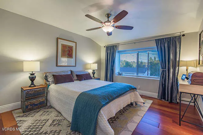 1021 Calle Las Trancas-small-027-052-Cal