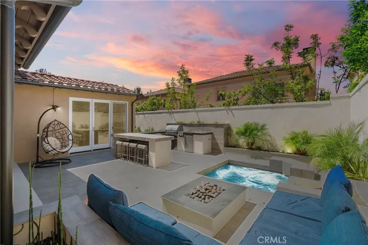 61 Domani, Irvine, California 92618