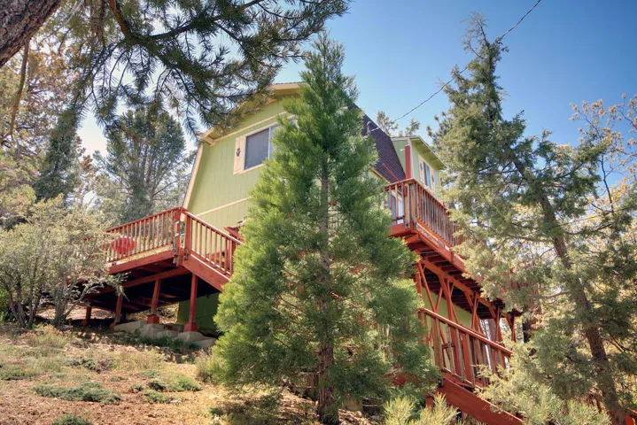 exterior-2_49898669911_o