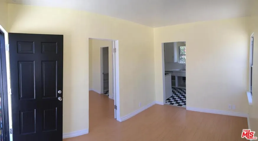 11322 S Grevillea Avenue, Inglewood, California 90304