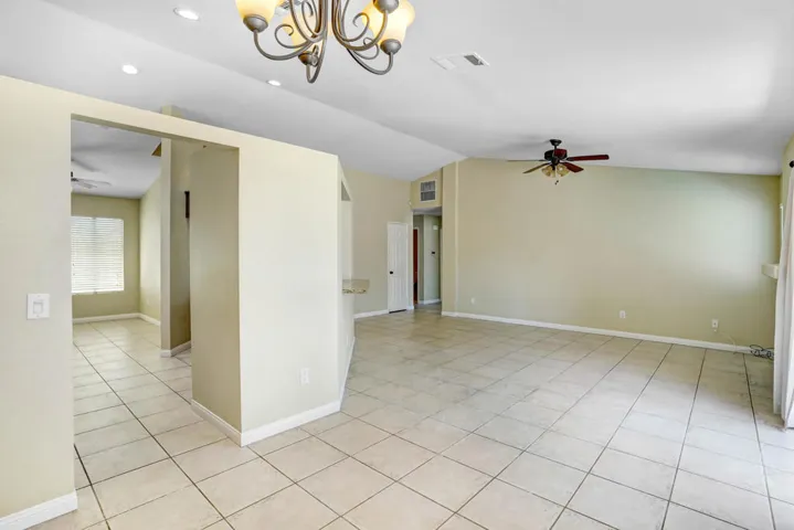 Dining to Kitchen