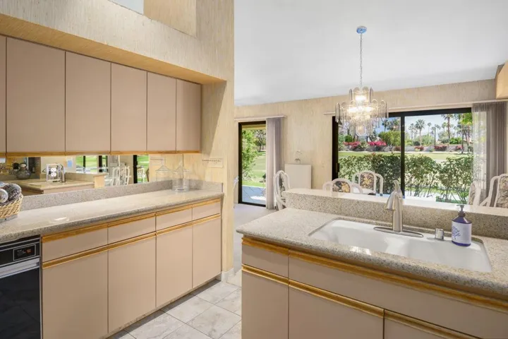 78082+Cll+Norte+La+Quinta-32-mls
