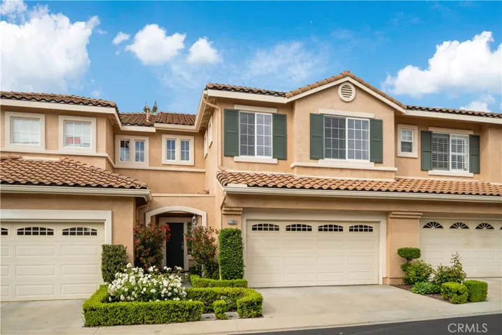 Welcome home to 27496 Hyatt Ct.